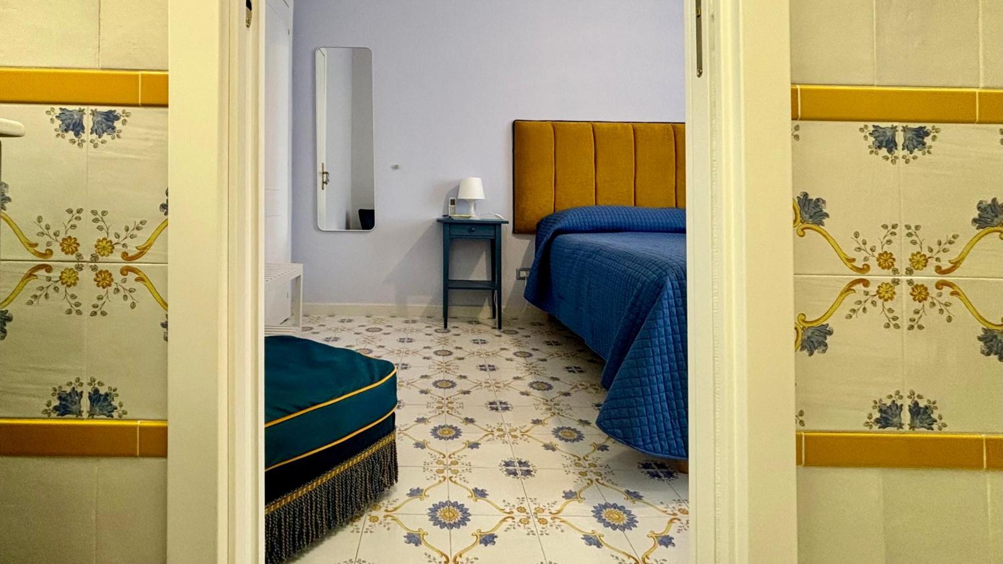 Bluemagi Hotell Sorrento Exteriör bild